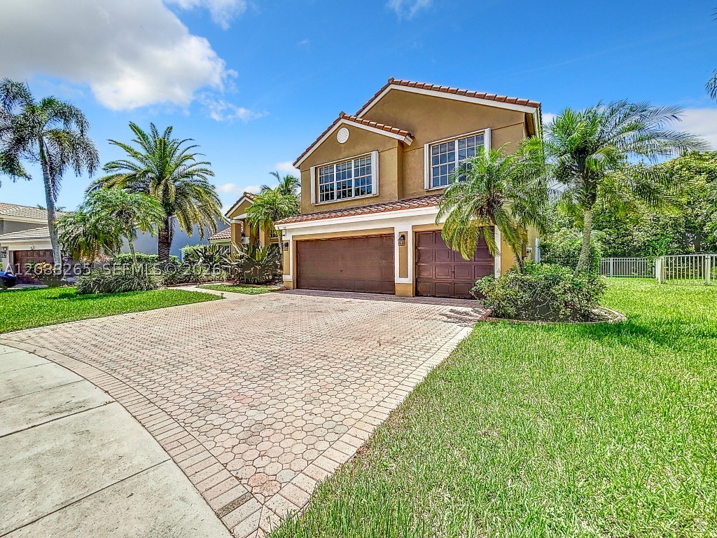 1342 NW 195th Ave, Pembroke Pines FL 33029