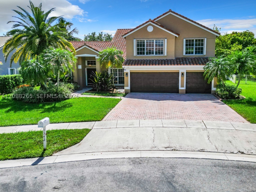 1342 NW 195th Ave, Pembroke Pines FL 33029