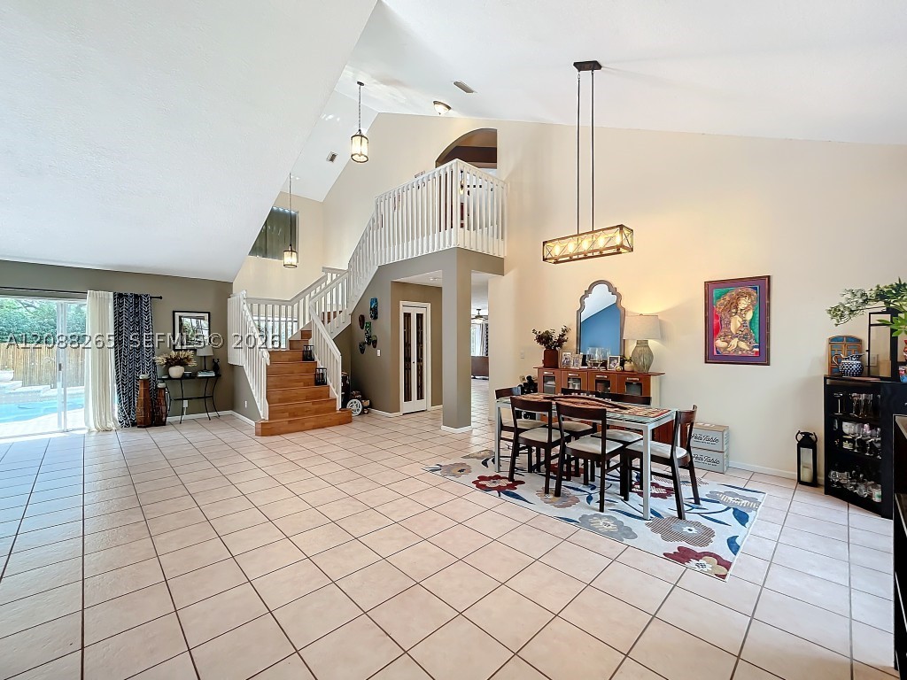 1342 NW 195th Ave, Pembroke Pines FL 33029