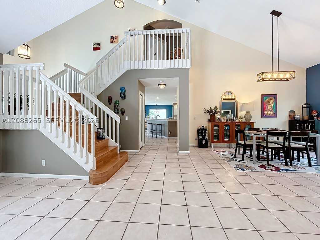 1342 NW 195th Ave, Pembroke Pines FL 33029