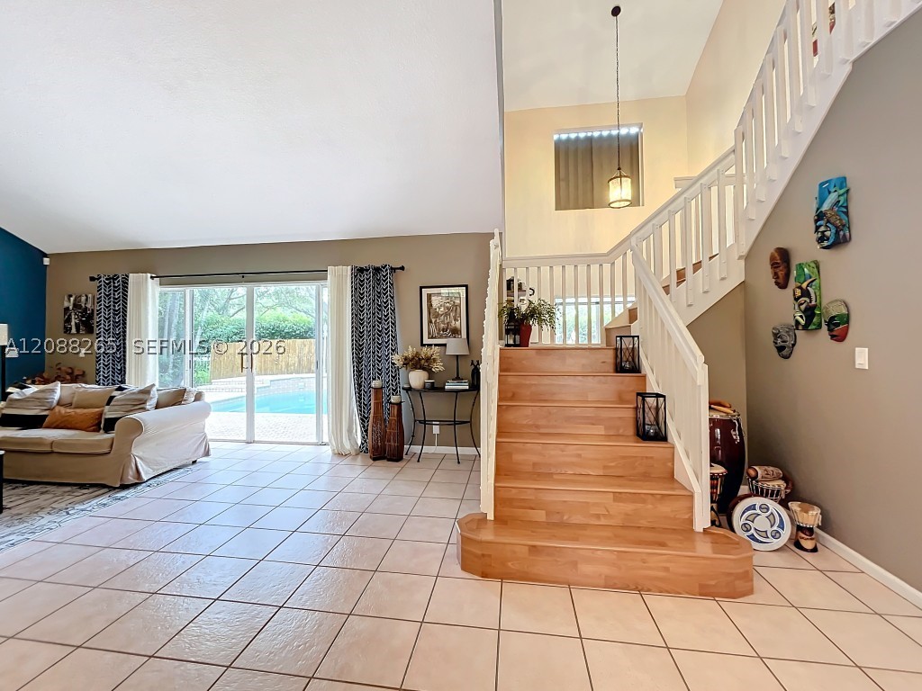 1342 NW 195th Ave, Pembroke Pines FL 33029