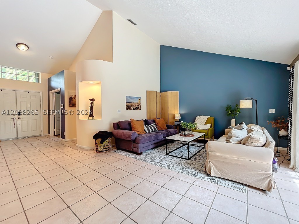 1342 NW 195th Ave, Pembroke Pines FL 33029