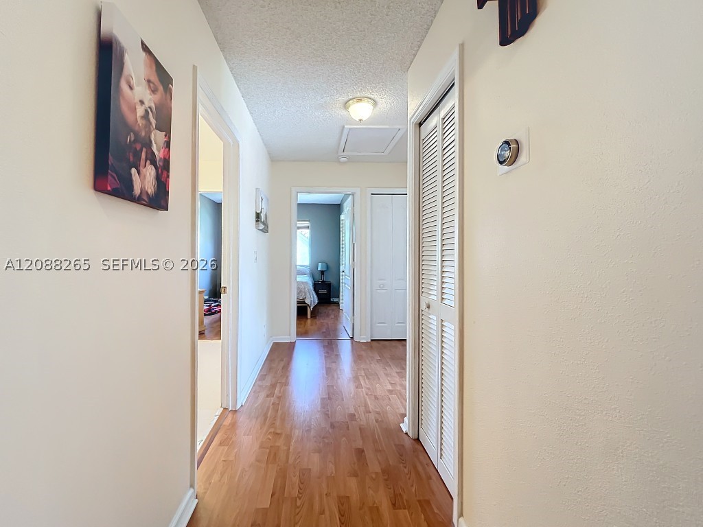 1342 NW 195th Ave, Pembroke Pines FL 33029