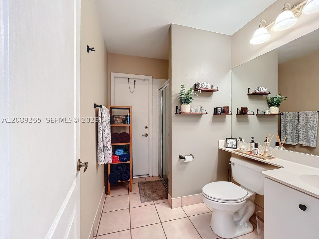 1342 NW 195th Ave, Pembroke Pines FL 33029