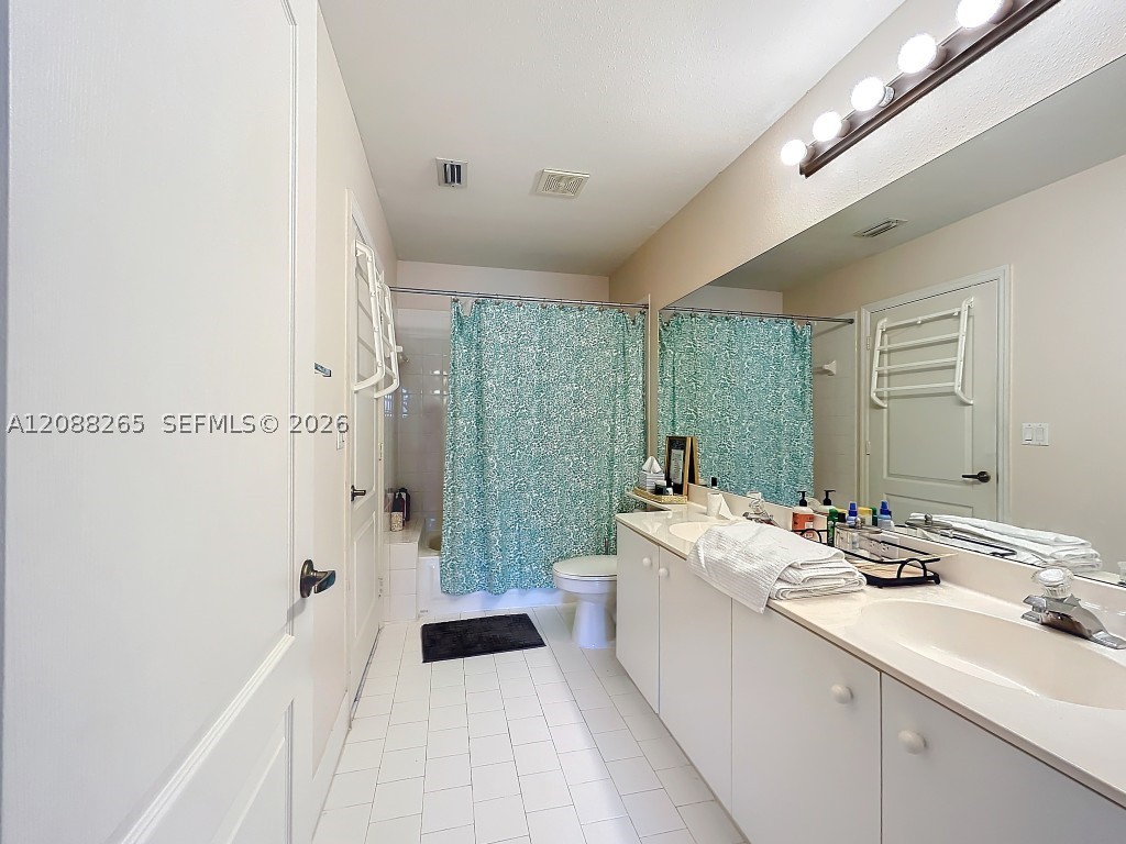 1342 NW 195th Ave, Pembroke Pines FL 33029
