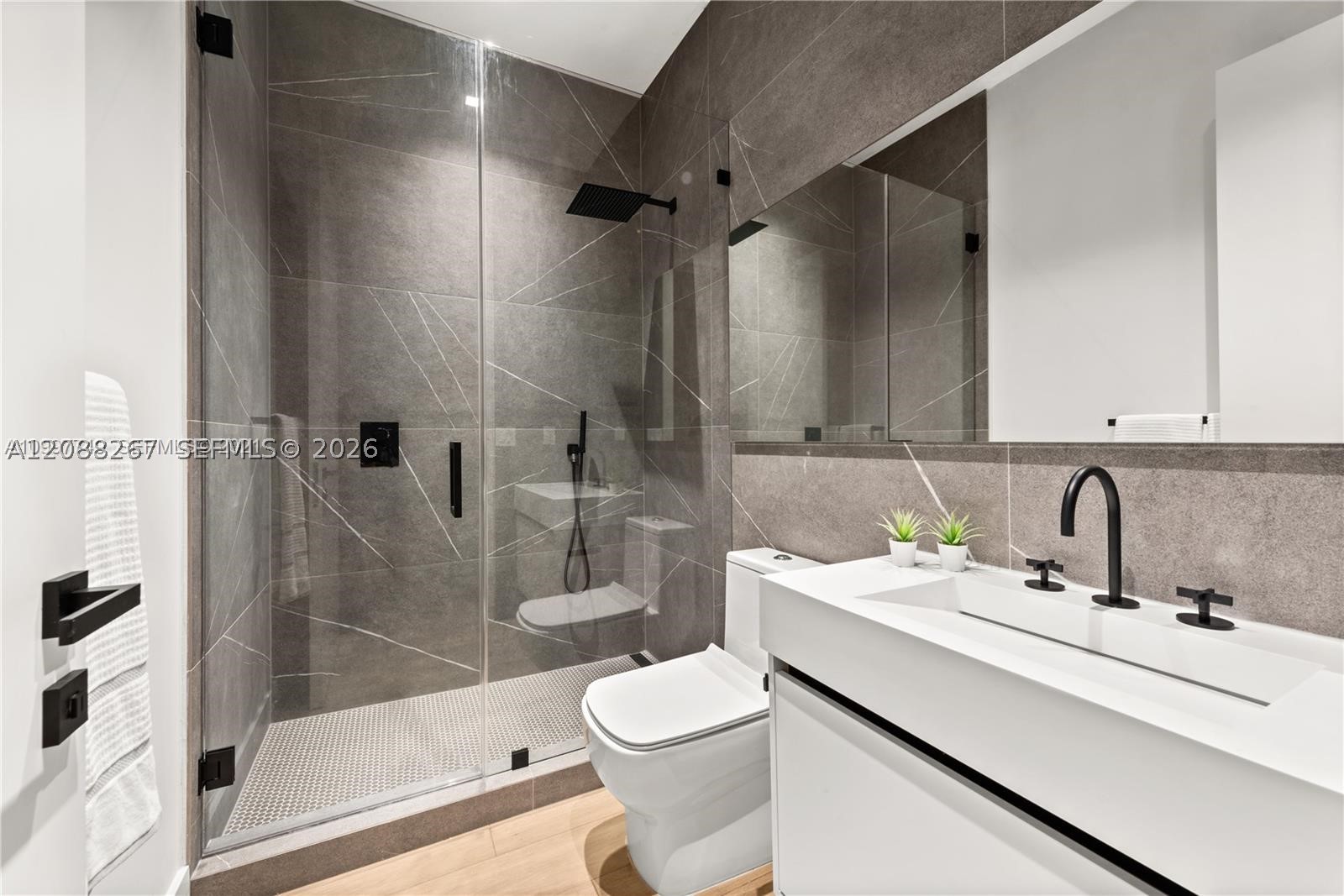 270 SW 29th Rd, Miami FL 33129