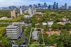 270 SW 29th Rd, Miami FL 33129