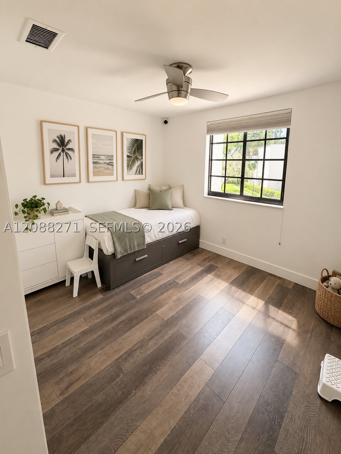 21204 Harbor Way #123-12, Aventura FL 33180