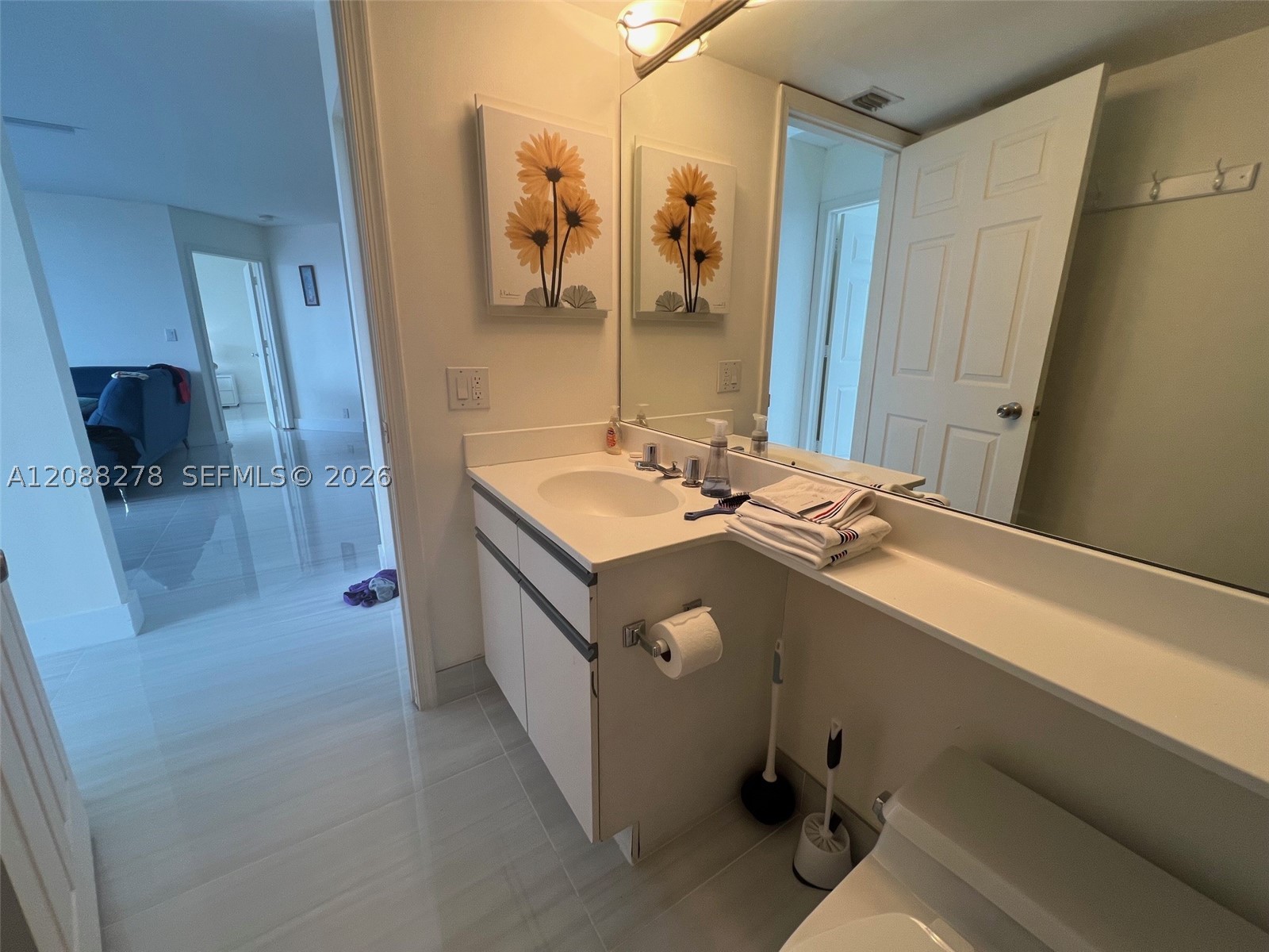 3530 Mystic Pointe Dr #1903, Aventura FL 33180