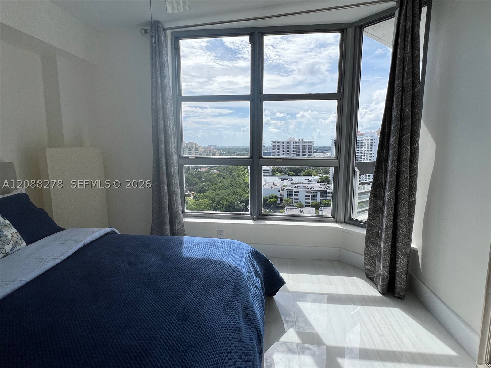 3530 Mystic Pointe Dr #1903, Aventura FL 33180