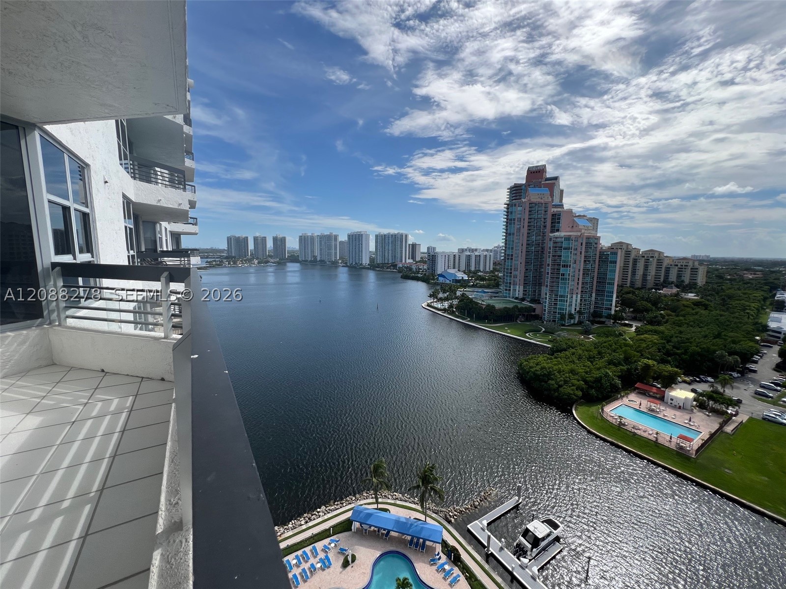 3530 Mystic Pointe Dr #1903, Aventura FL 33180