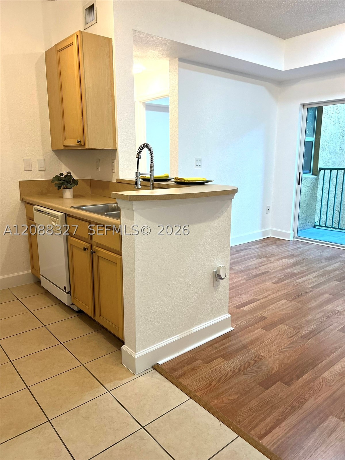 6001 SW 70th St #346, South Miami FL 33143
