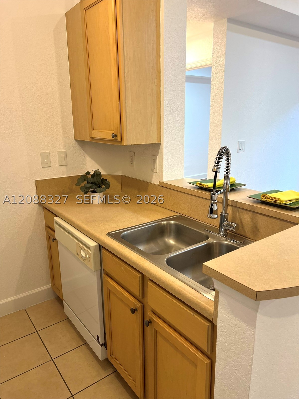 6001 SW 70th St #346, South Miami FL 33143