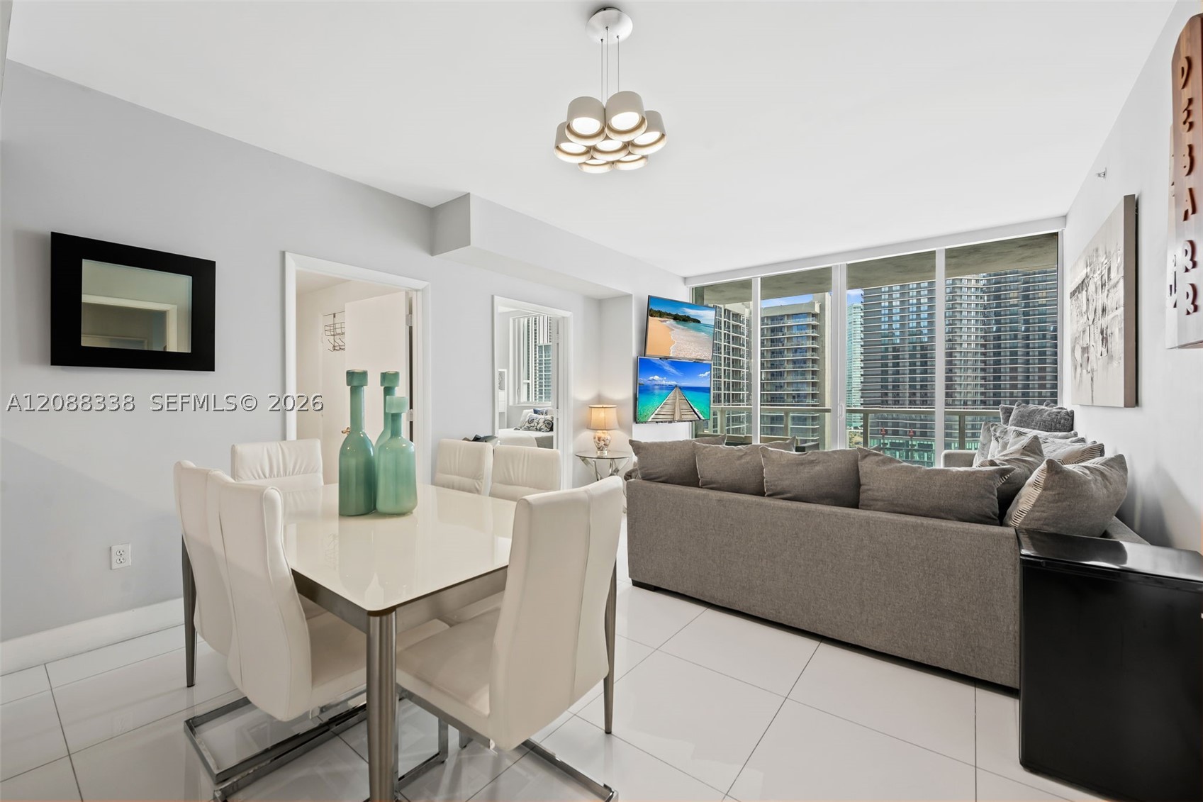 253 NE 2nd St #2501, Miami FL 33132