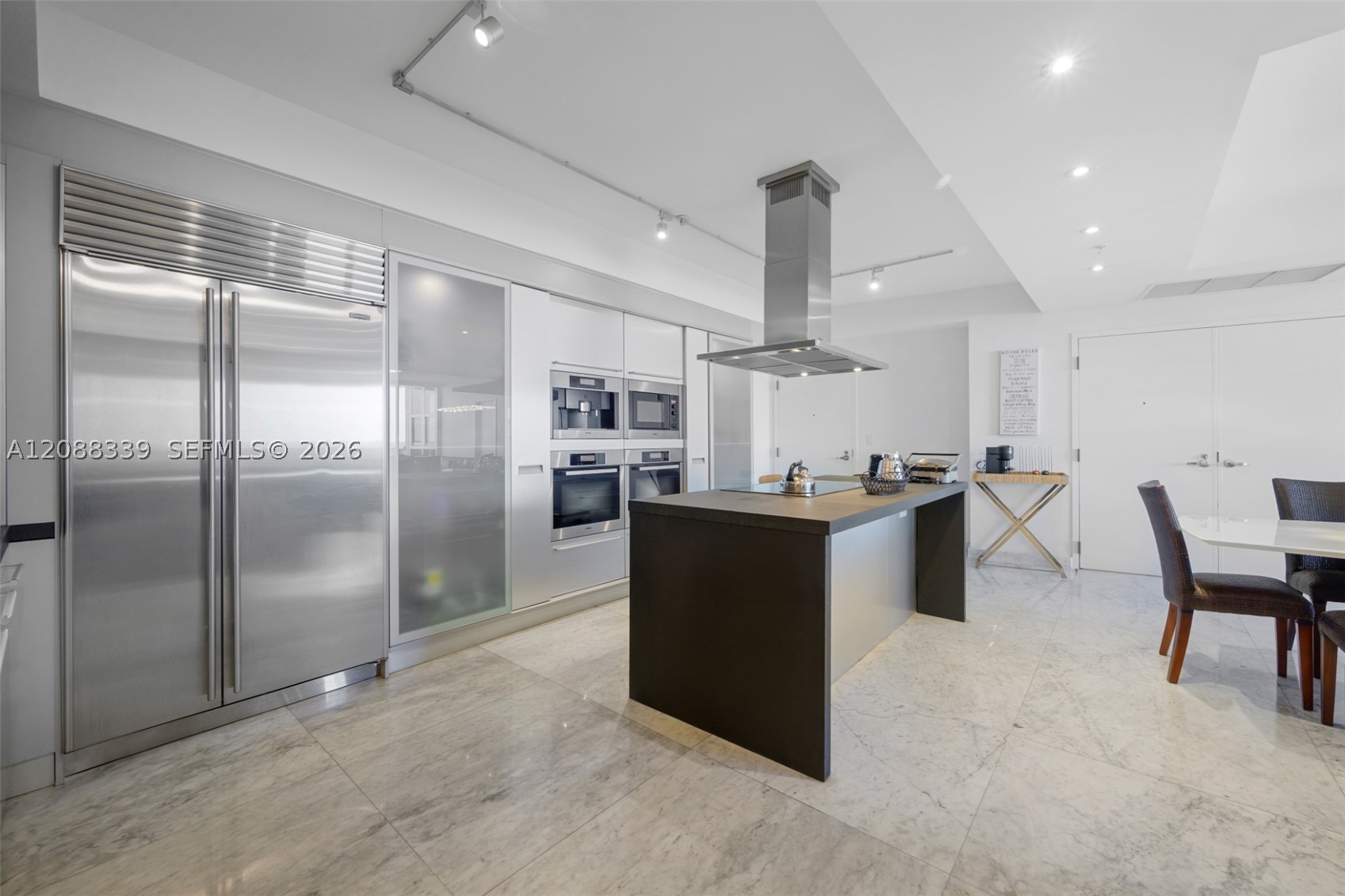 18201 Collins Ave #1006, Sunny Isles Beach FL 33160