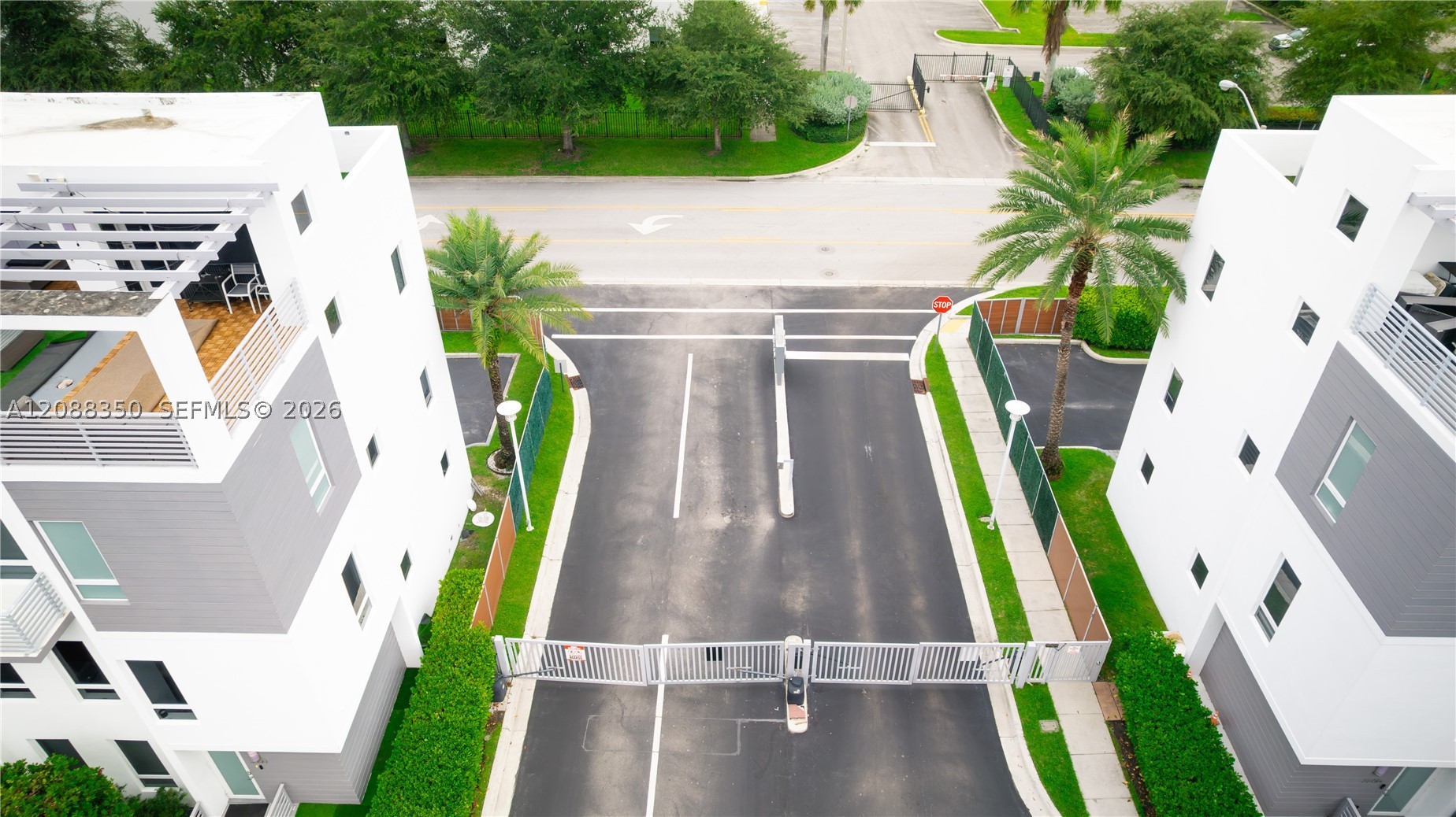 9165 NW 33rd St #9165, Doral FL 33172