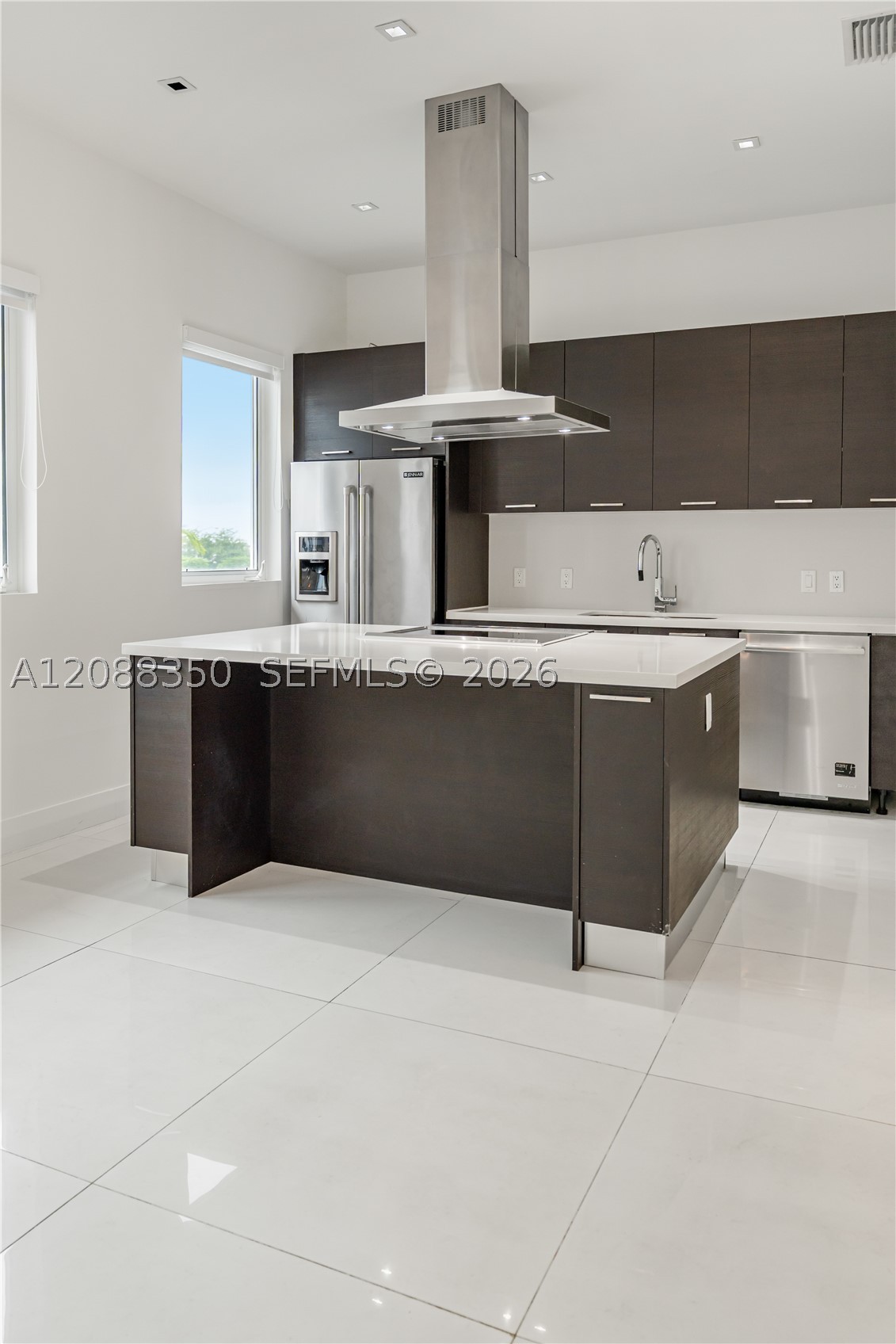 9165 NW 33rd St #9165, Doral FL 33172