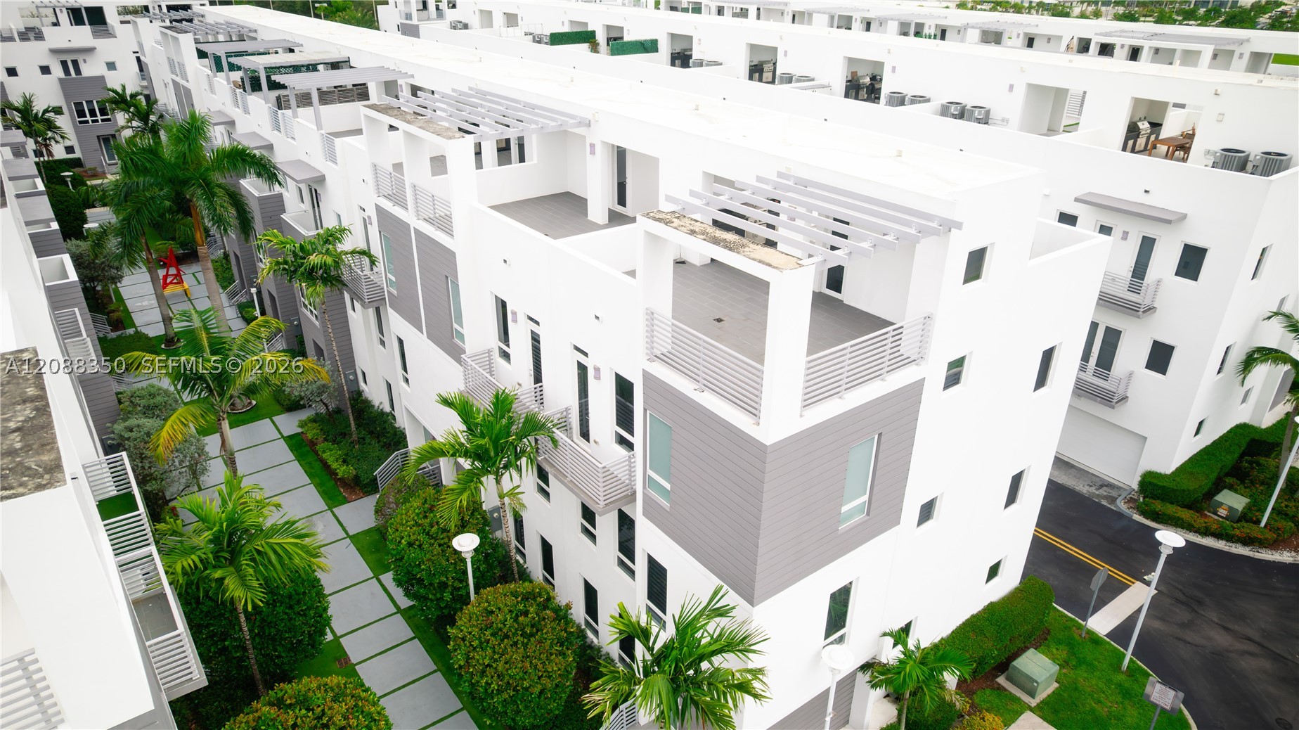9165 NW 33rd St #9165, Doral FL 33172