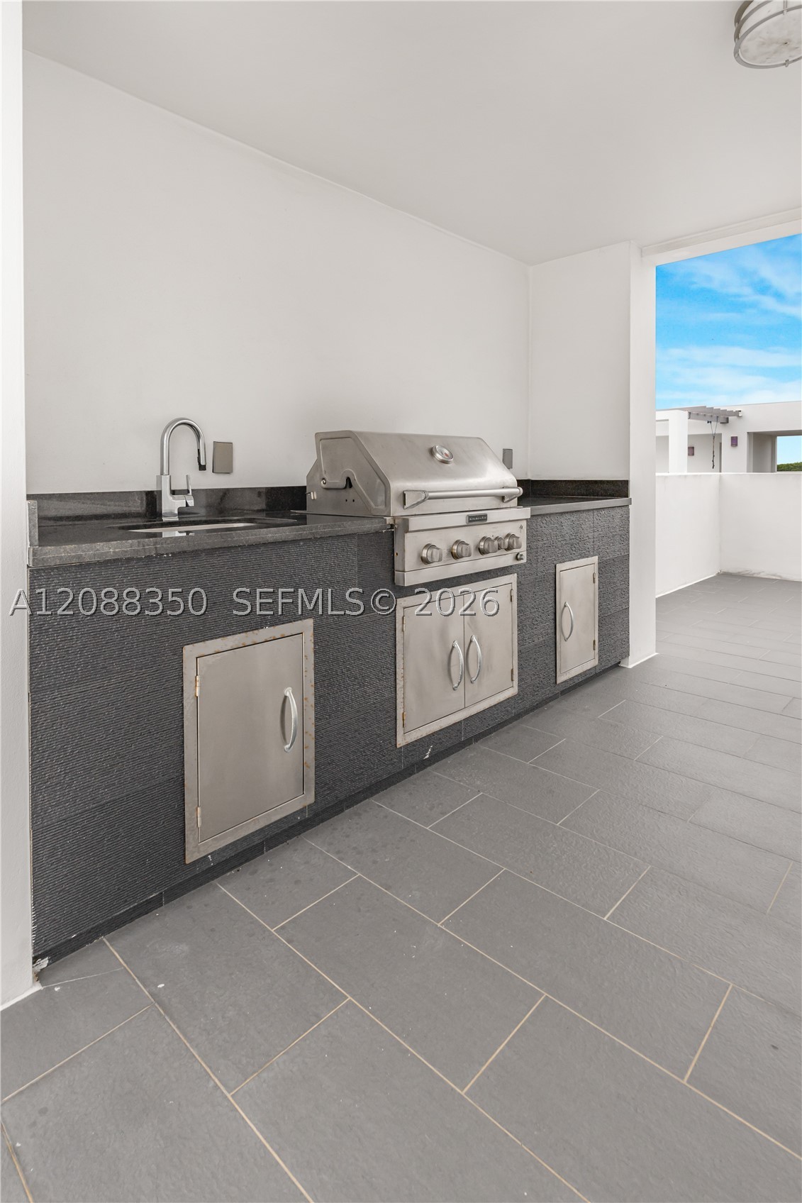9165 NW 33rd St #9165, Doral FL 33172
