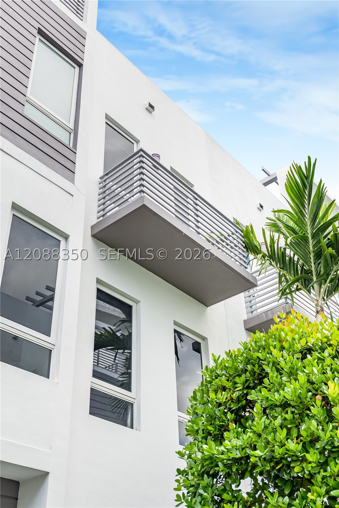 9165 NW 33rd St #9165, Doral FL 33172
