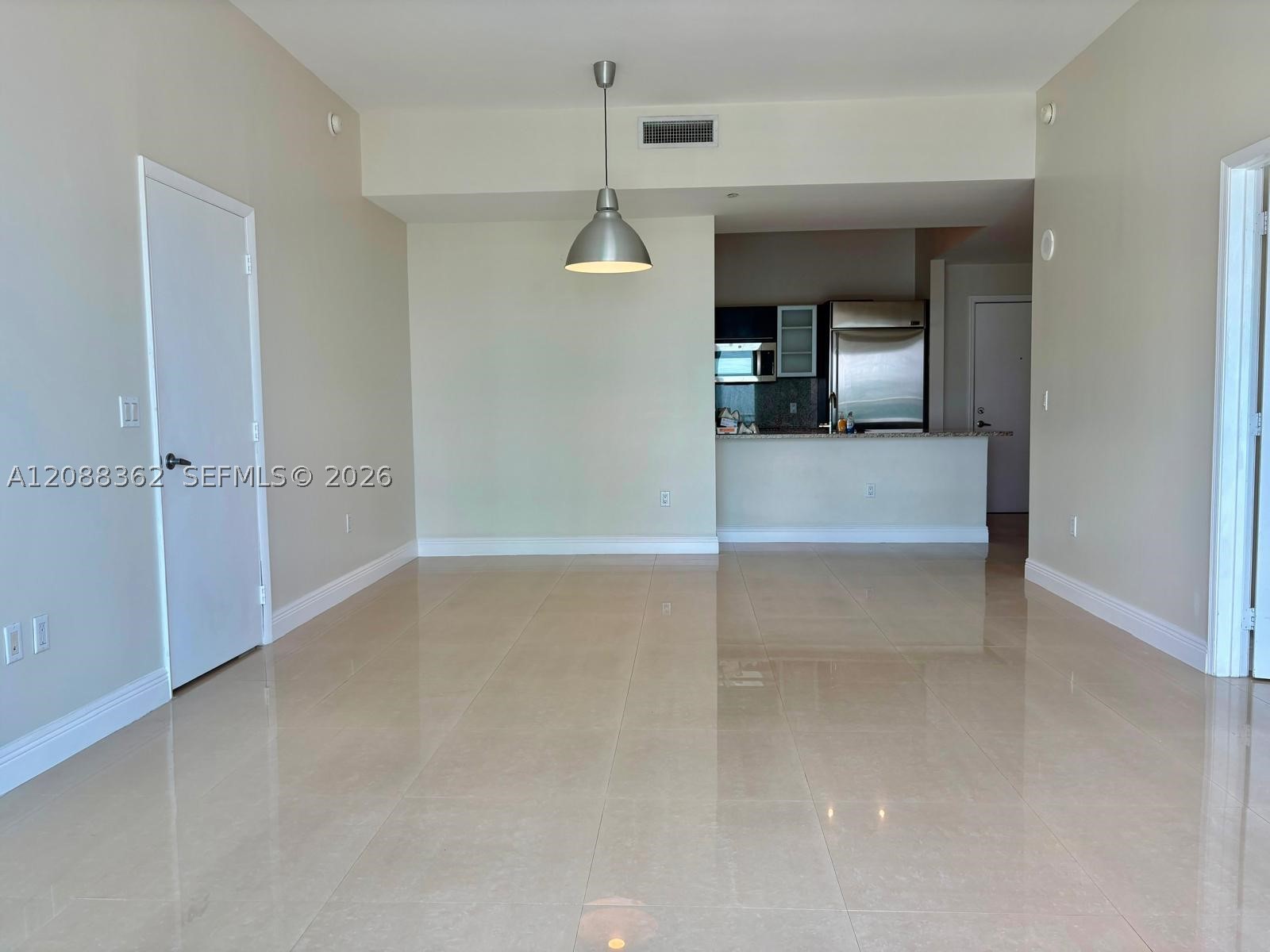 950 Brickell Bay Dr #4505, Miami FL 33131