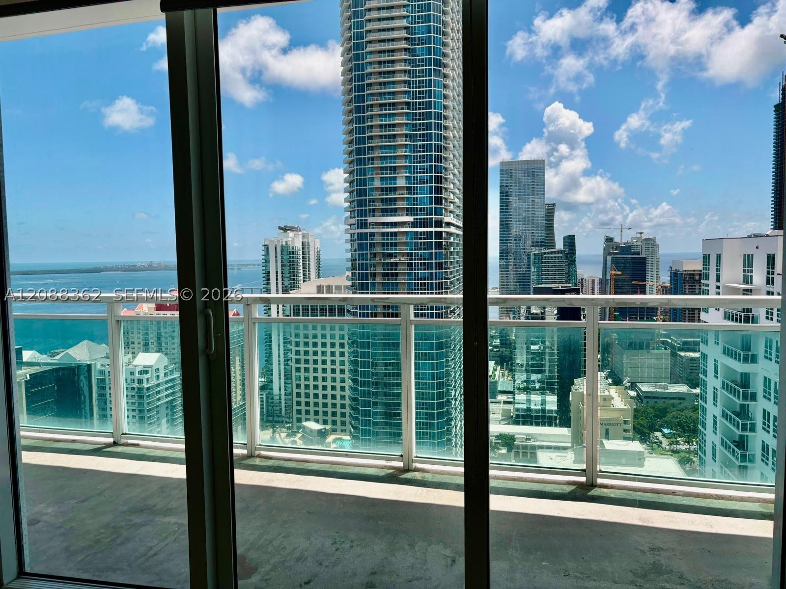950 Brickell Bay Dr #4505, Miami FL 33131