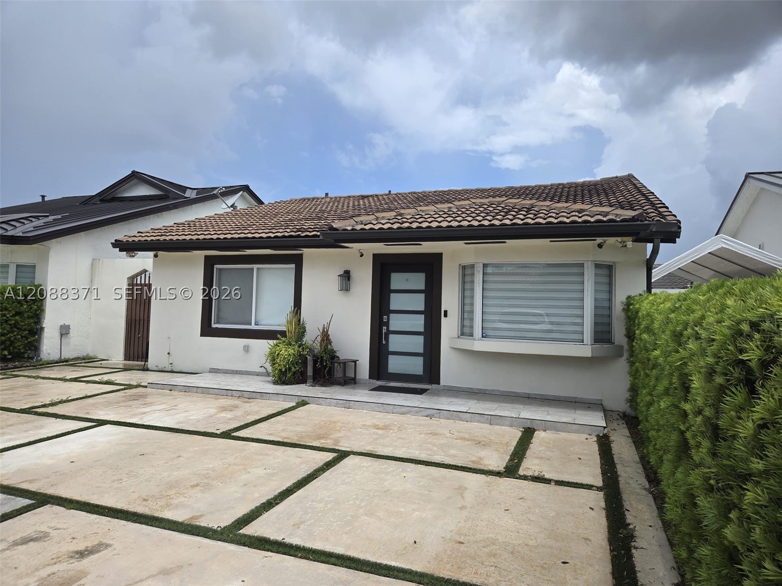 9085 NW 117th St, Hialeah Gardens FL 33018