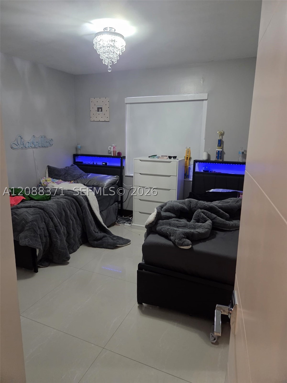 9085 NW 117th St, Hialeah Gardens FL 33018