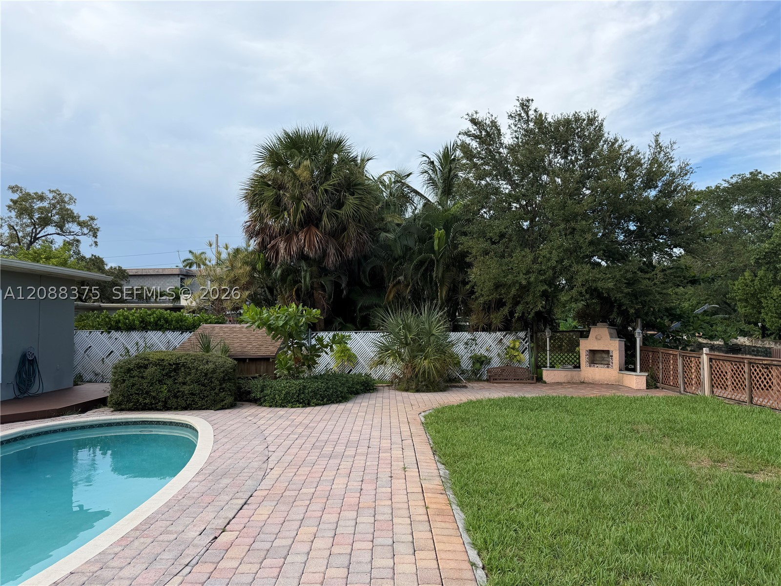 800 SW 8th Ter, Fort Lauderdale FL 33315
