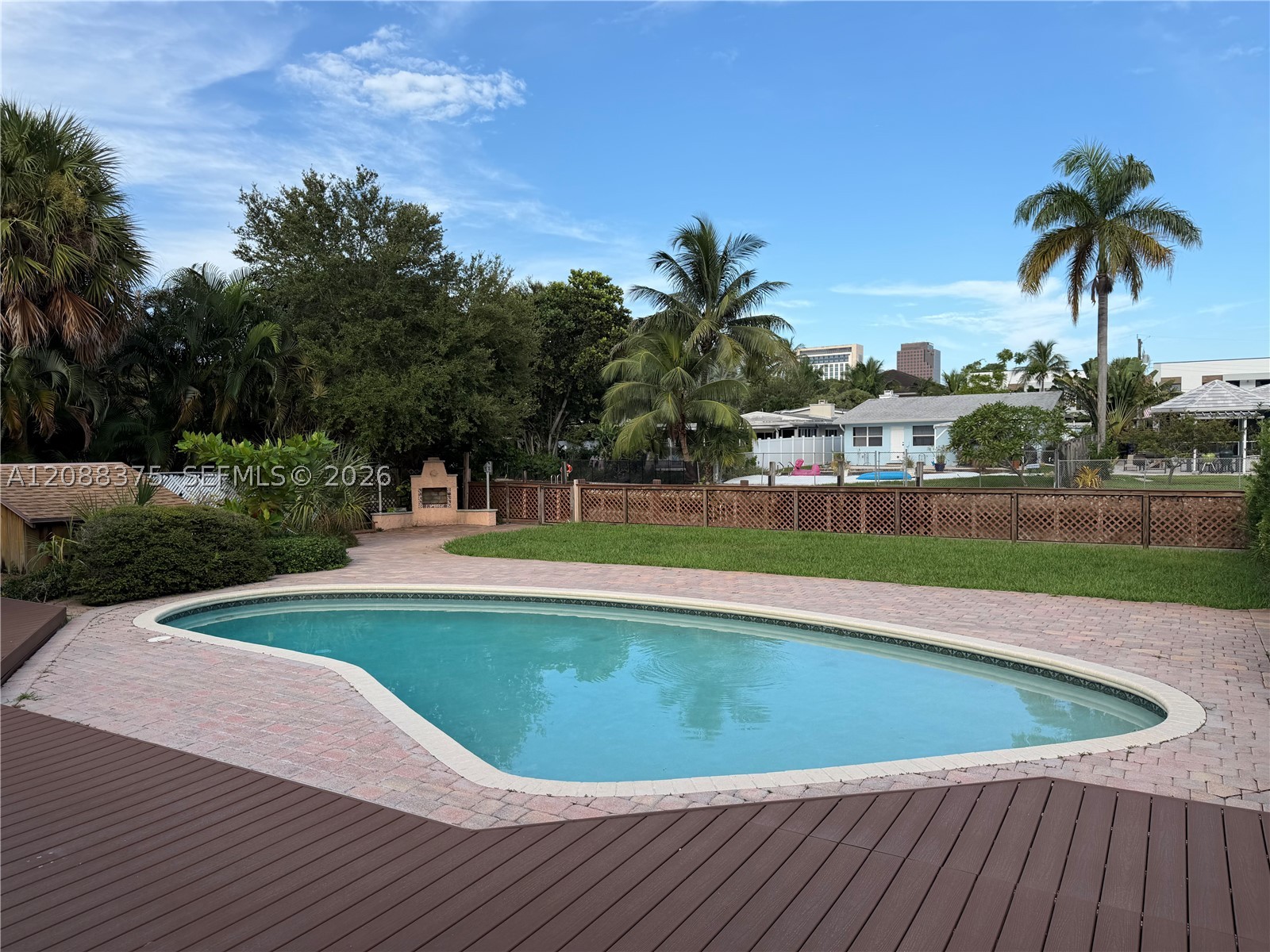 800 SW 8th Ter, Fort Lauderdale FL 33315