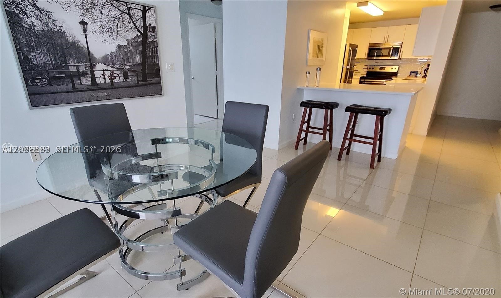185 SE 14th Ter #1203, Miami FL 33131