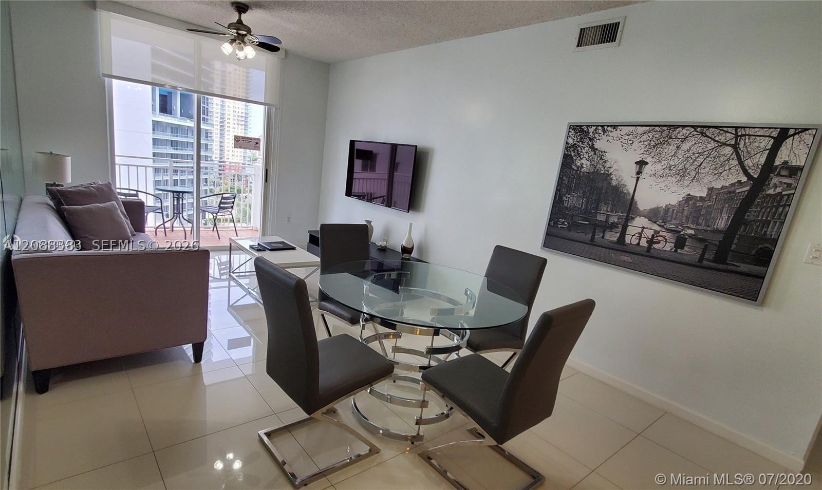 185 SE 14th Ter #1203, Miami FL 33131