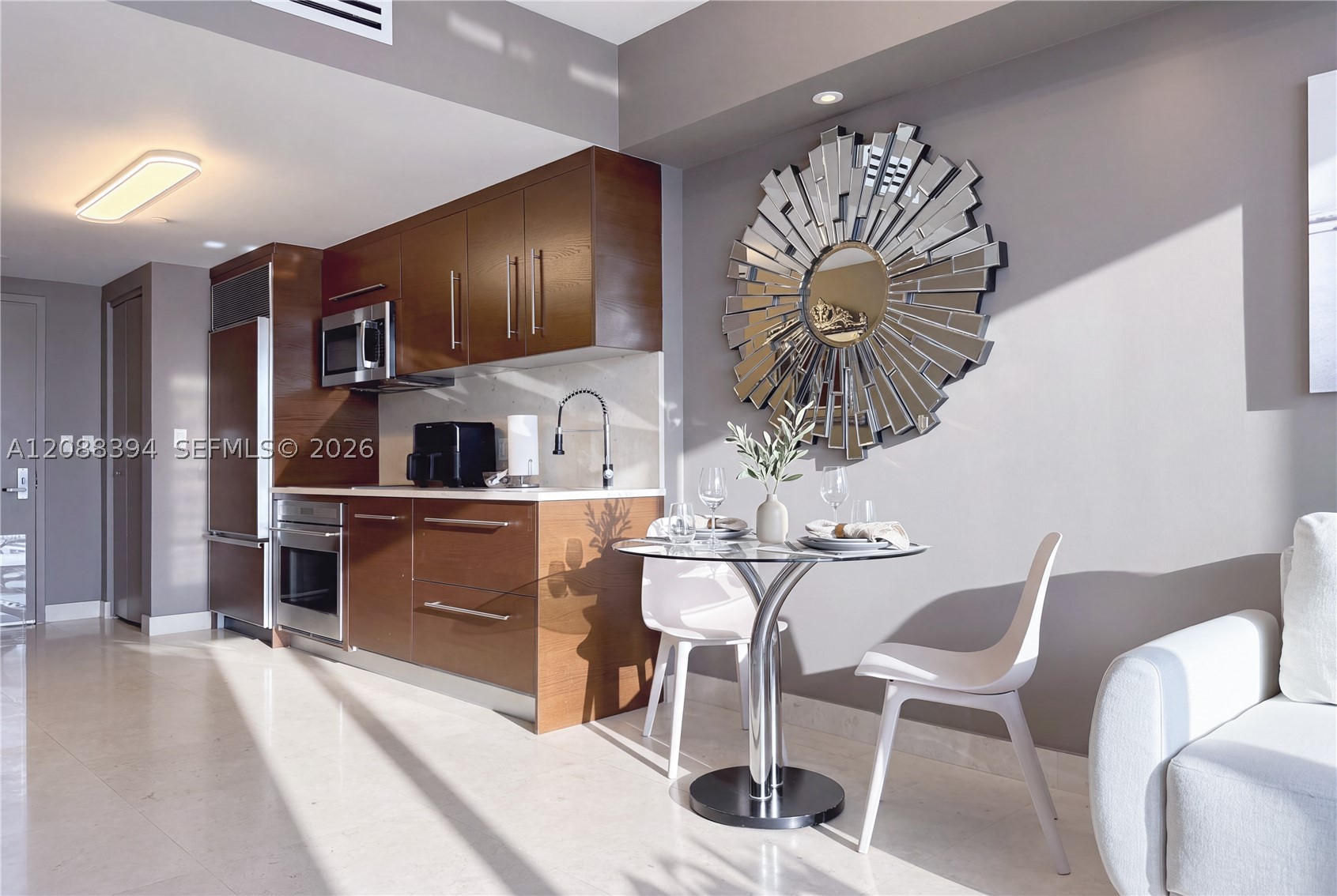 465 Brickell Ave #5704, Miami FL 33131