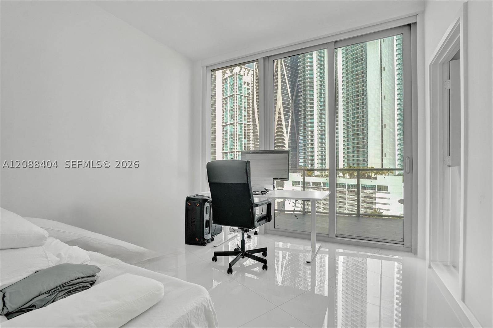 851 NE 1st Ave #1403, Miami FL 33132