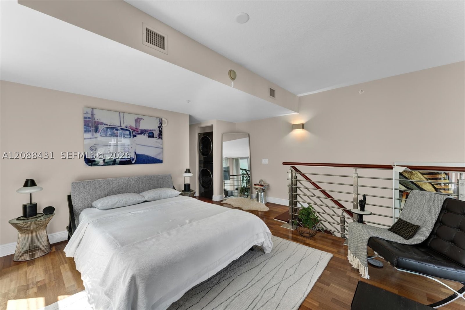 41 SE 5th St #801, Miami FL 33131