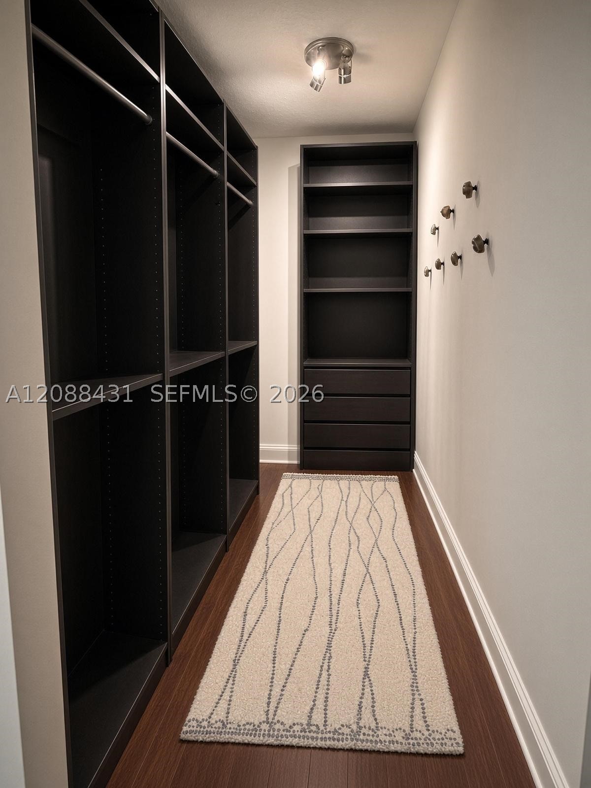 41 SE 5th St #801, Miami FL 33131