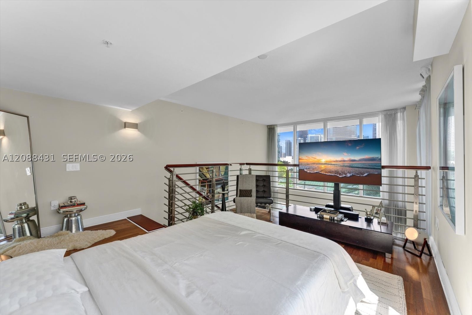 41 SE 5th St #801, Miami FL 33131