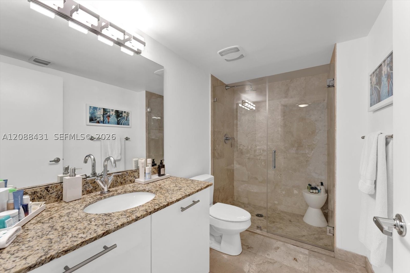 41 SE 5th St #801, Miami FL 33131