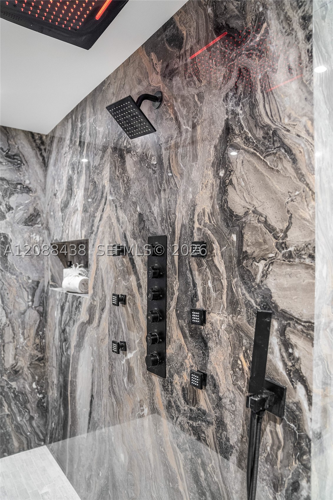 3301 NE 183rd St #3009, Aventura FL 33160