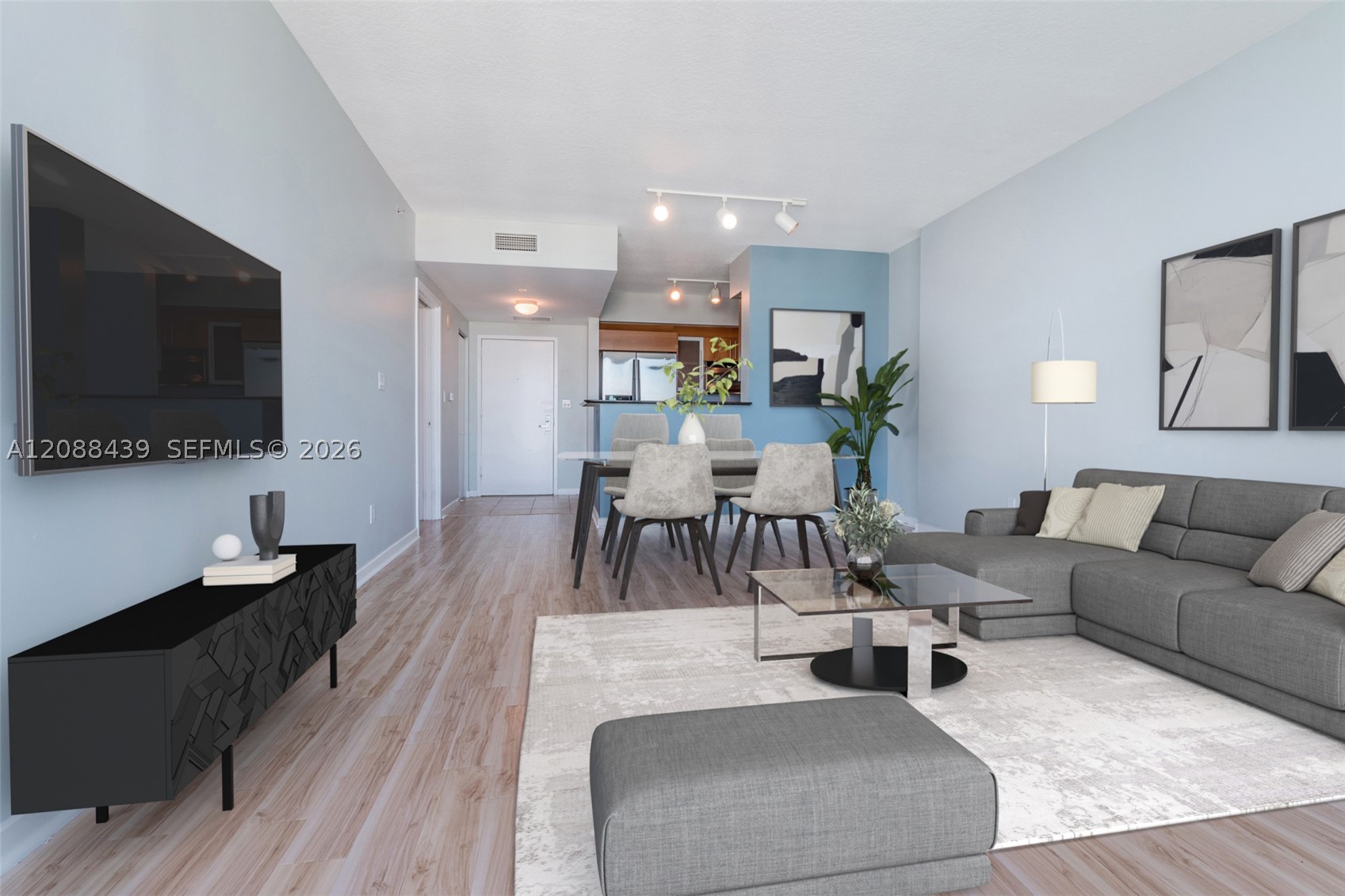 335 Biscayne Blvd #3904, Miami FL 33131