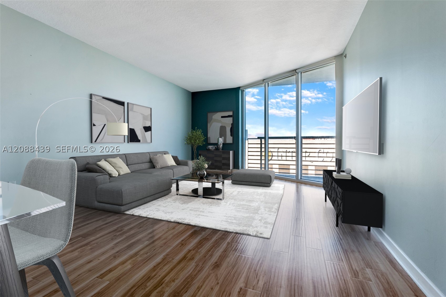 335 Biscayne Blvd #3904, Miami FL 33131