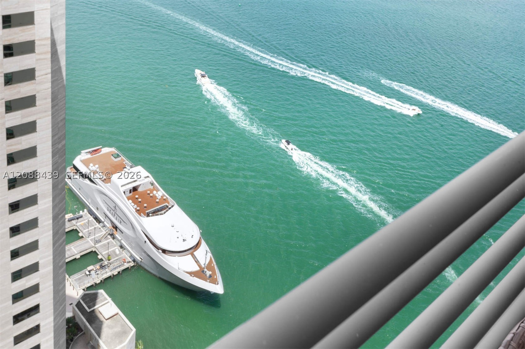 335 Biscayne Blvd #3904, Miami FL 33131