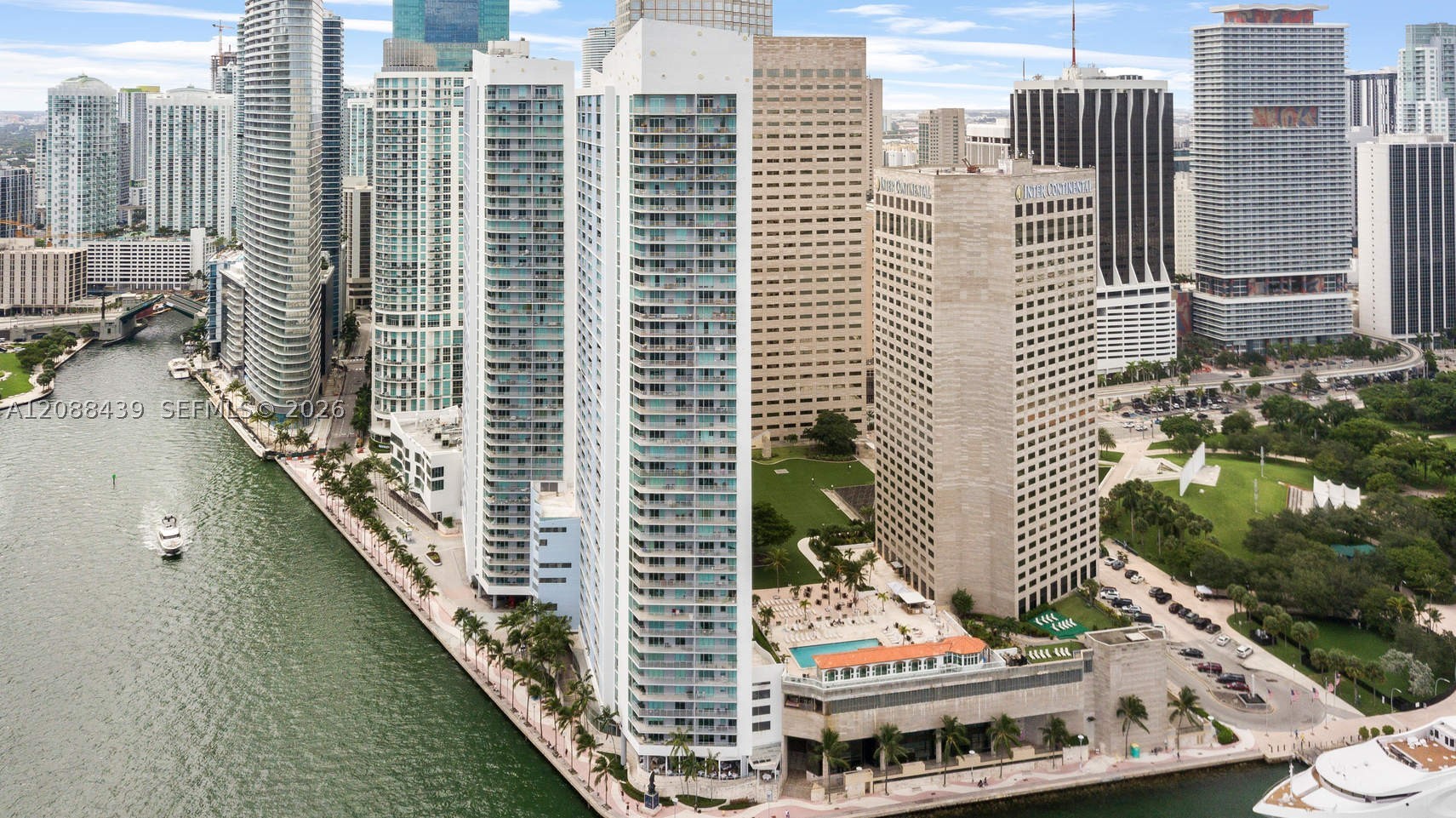 335 Biscayne Blvd #3904, Miami FL 33131