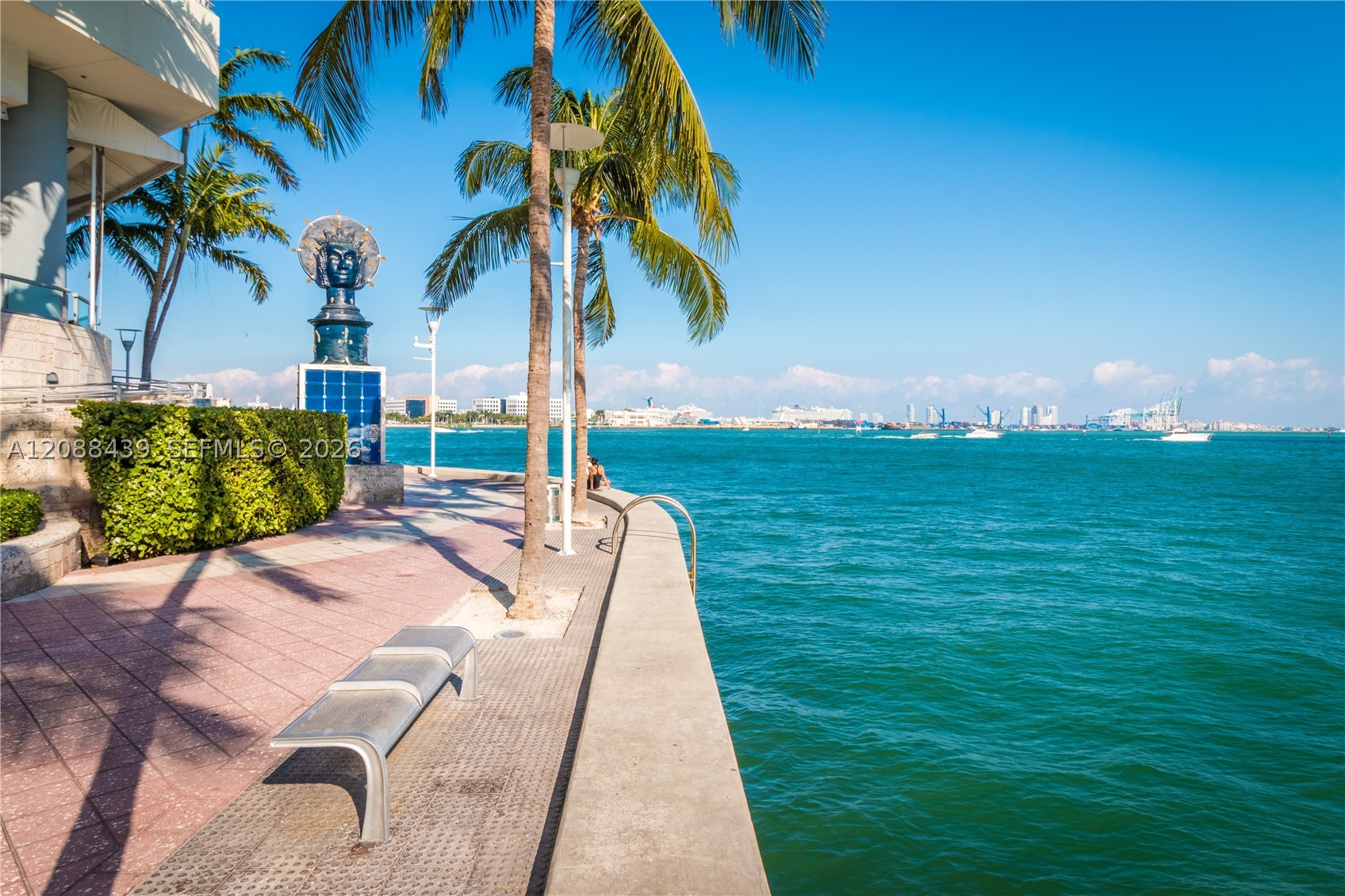 335 Biscayne Blvd #3904, Miami FL 33131