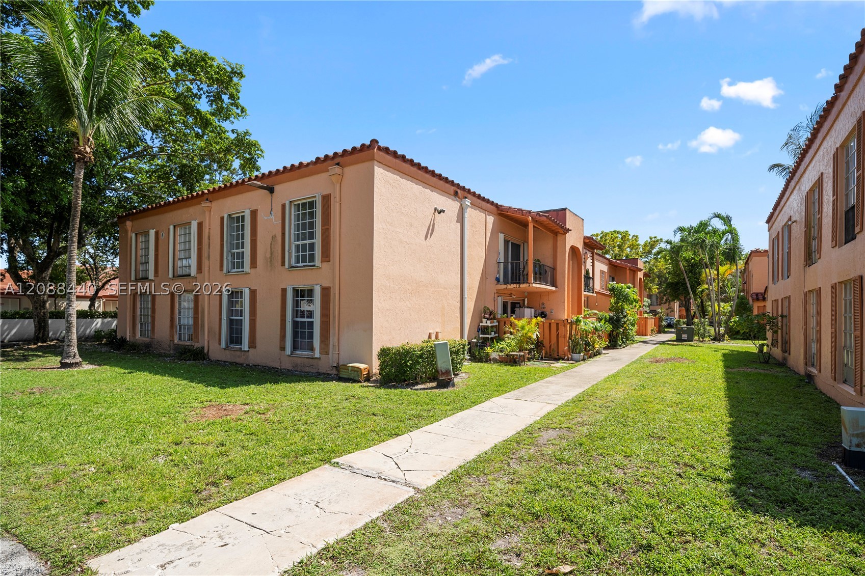 7105 Miami Lakes Dr #N10, Miami Lakes FL 33014