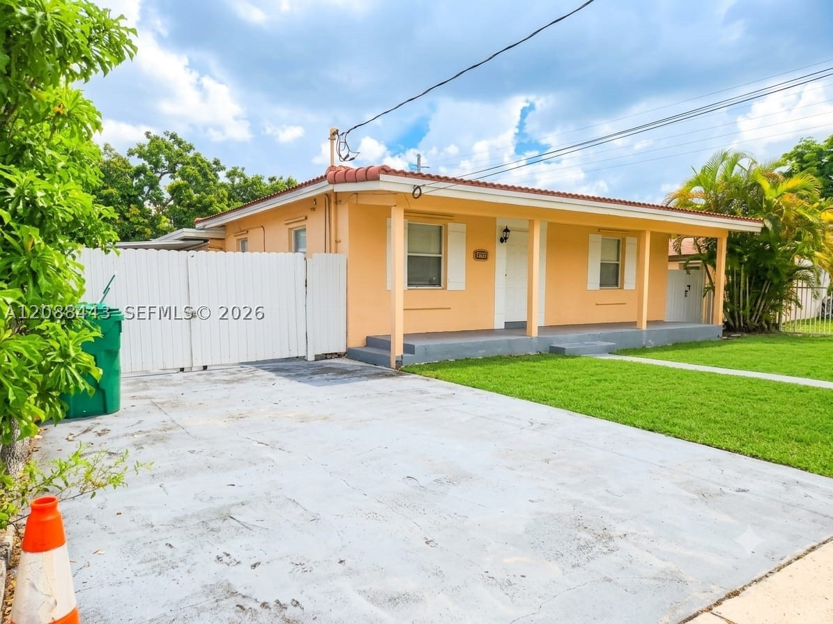 325 SW 63rd Ave #325, Miami FL 33144