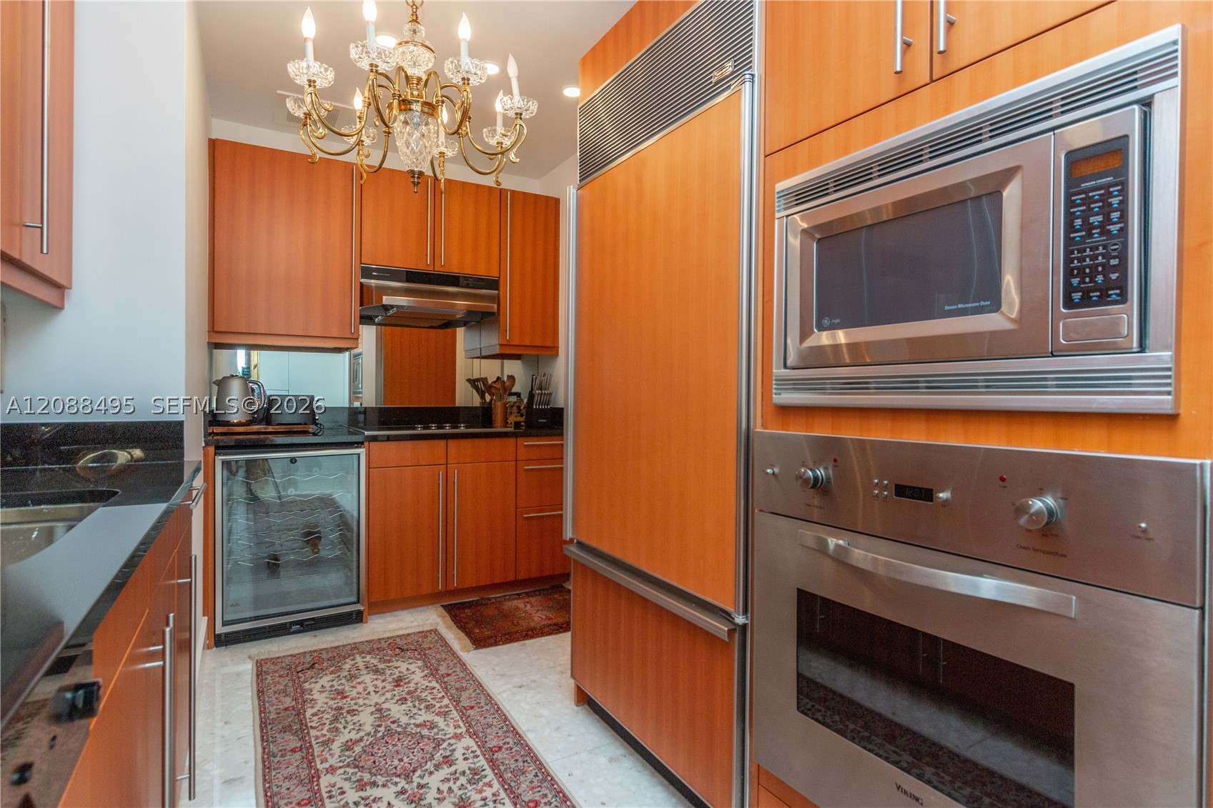 1425 BRICKELL AV #45D, Miami FL 33131