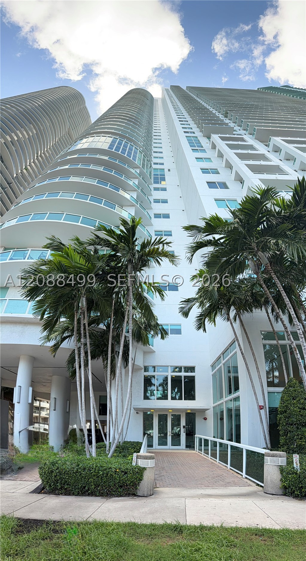 1800 N Bayshore Dr #1608, Miami FL 33132