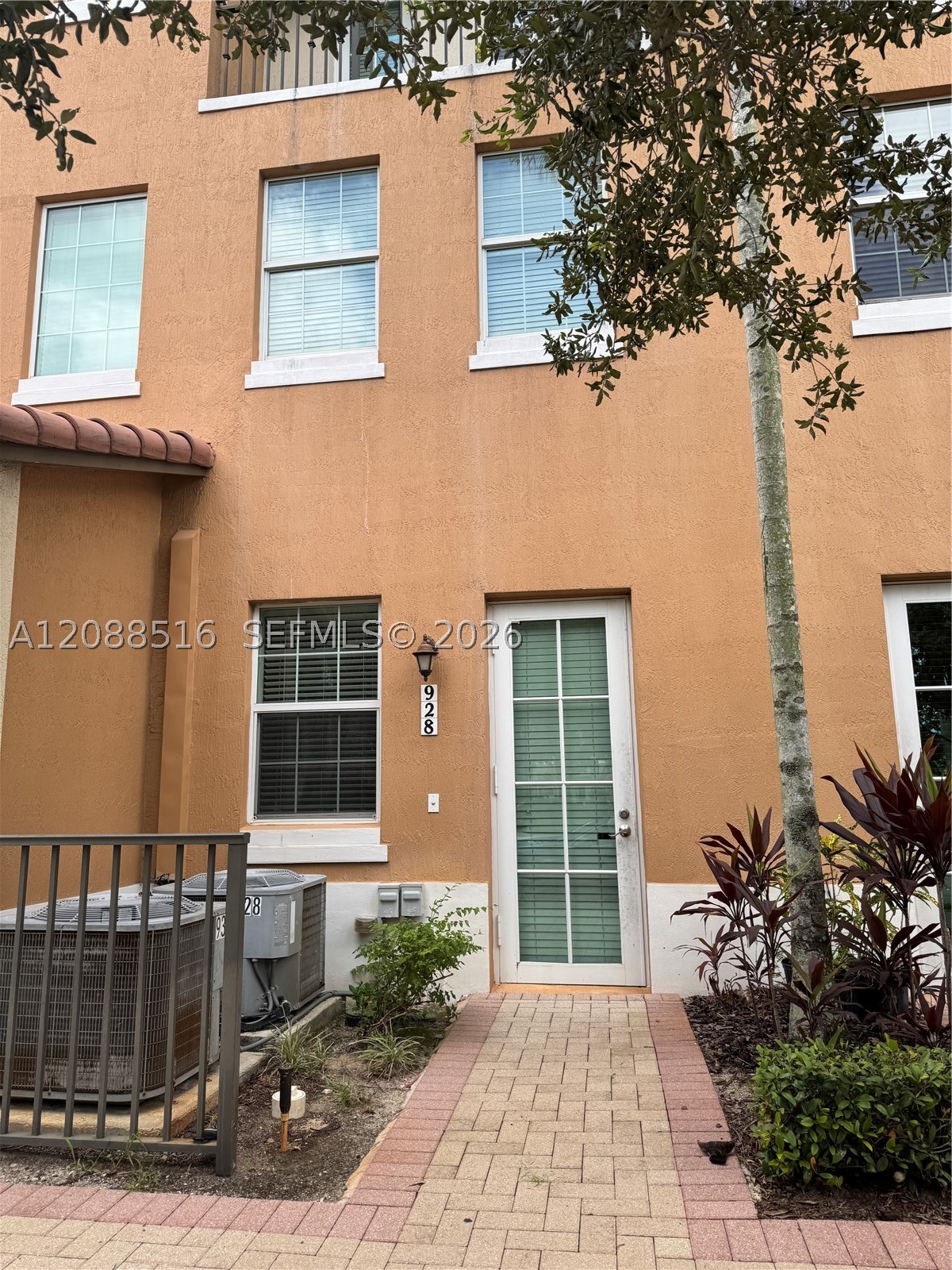 928 SW 147th Ave #2906, Pembroke Pines FL 33027