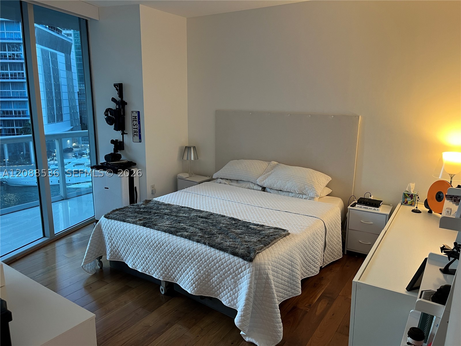 465 Brickell Ave #804, Miami FL 33131